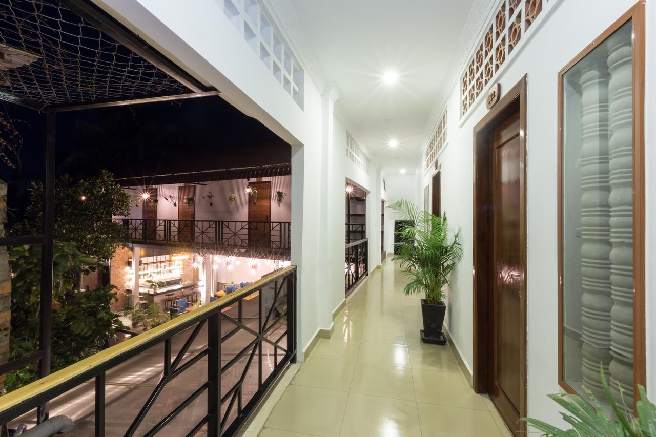 1953 Siem Reap Hostel Exteriör bild