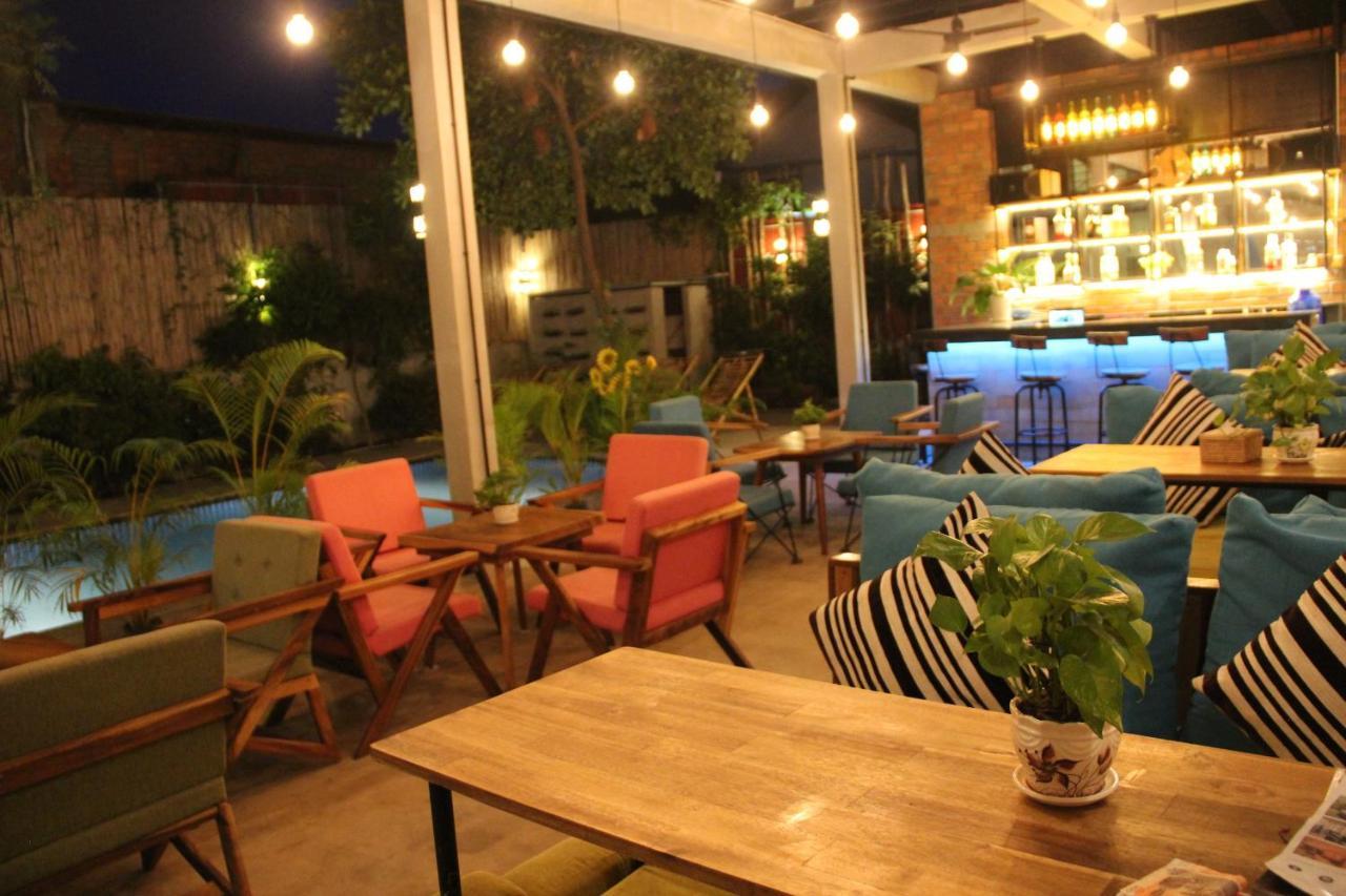 1953 Siem Reap Hostel Exteriör bild